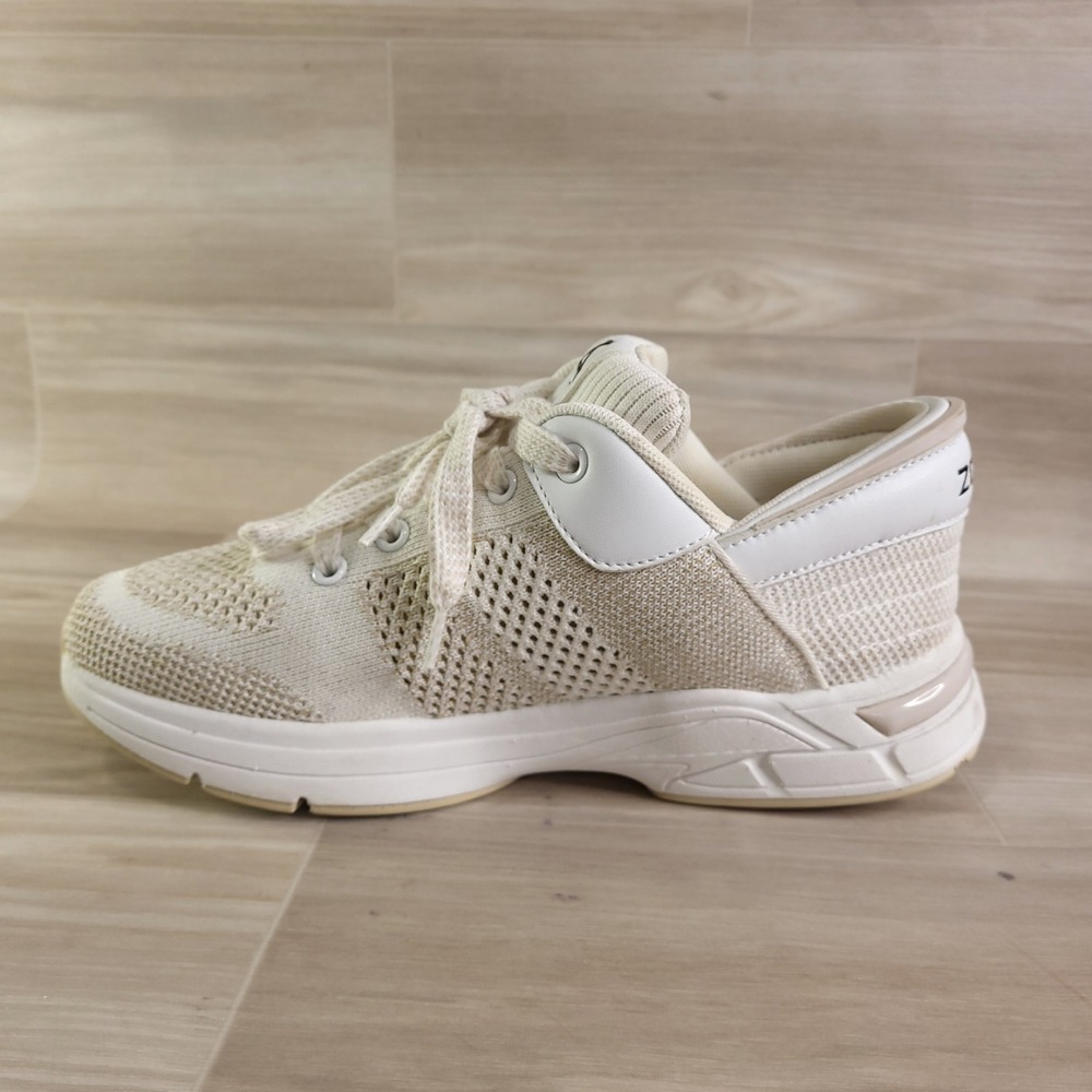 Zeba Hands Free Sneakers Womens 9.5 Cream White Knit Slip On Walking Shoes - Picture 3 of 14